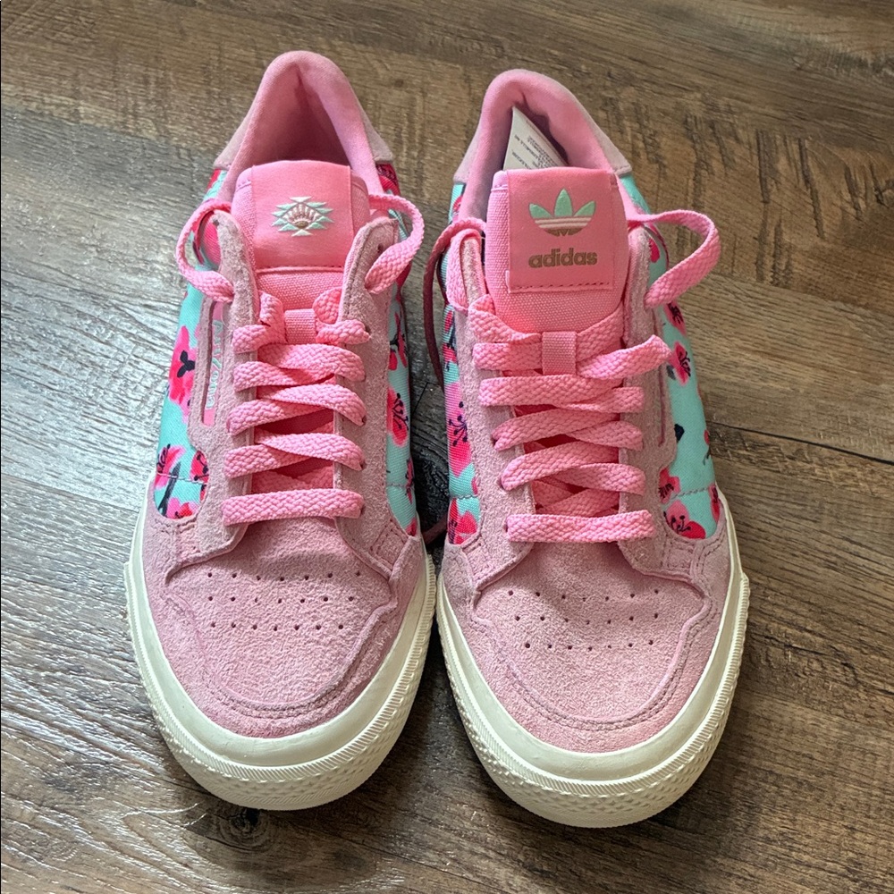 NWT Adidas & Arizona Ice Tea Continental Vulc Sneakers